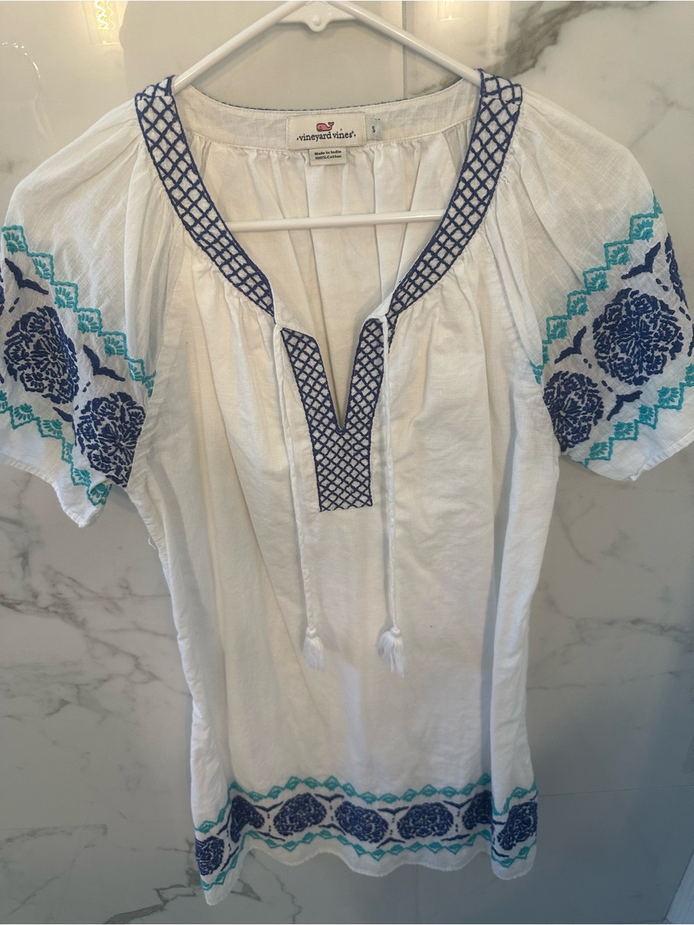 Vineyard Vines White Tunic with Navy and Teal Embroidery